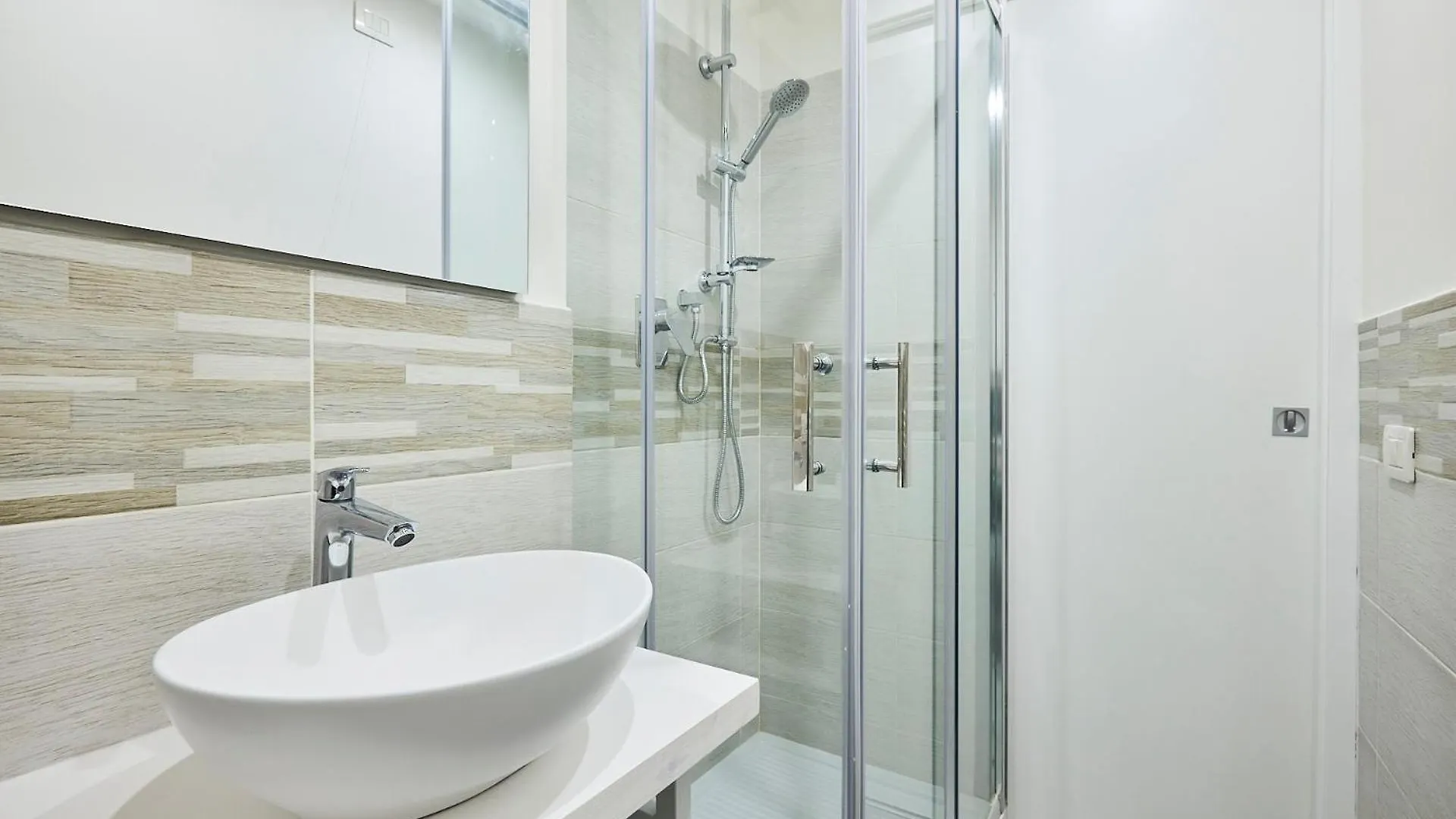 Guest house Urban Guesthouse Monti Rome Italy