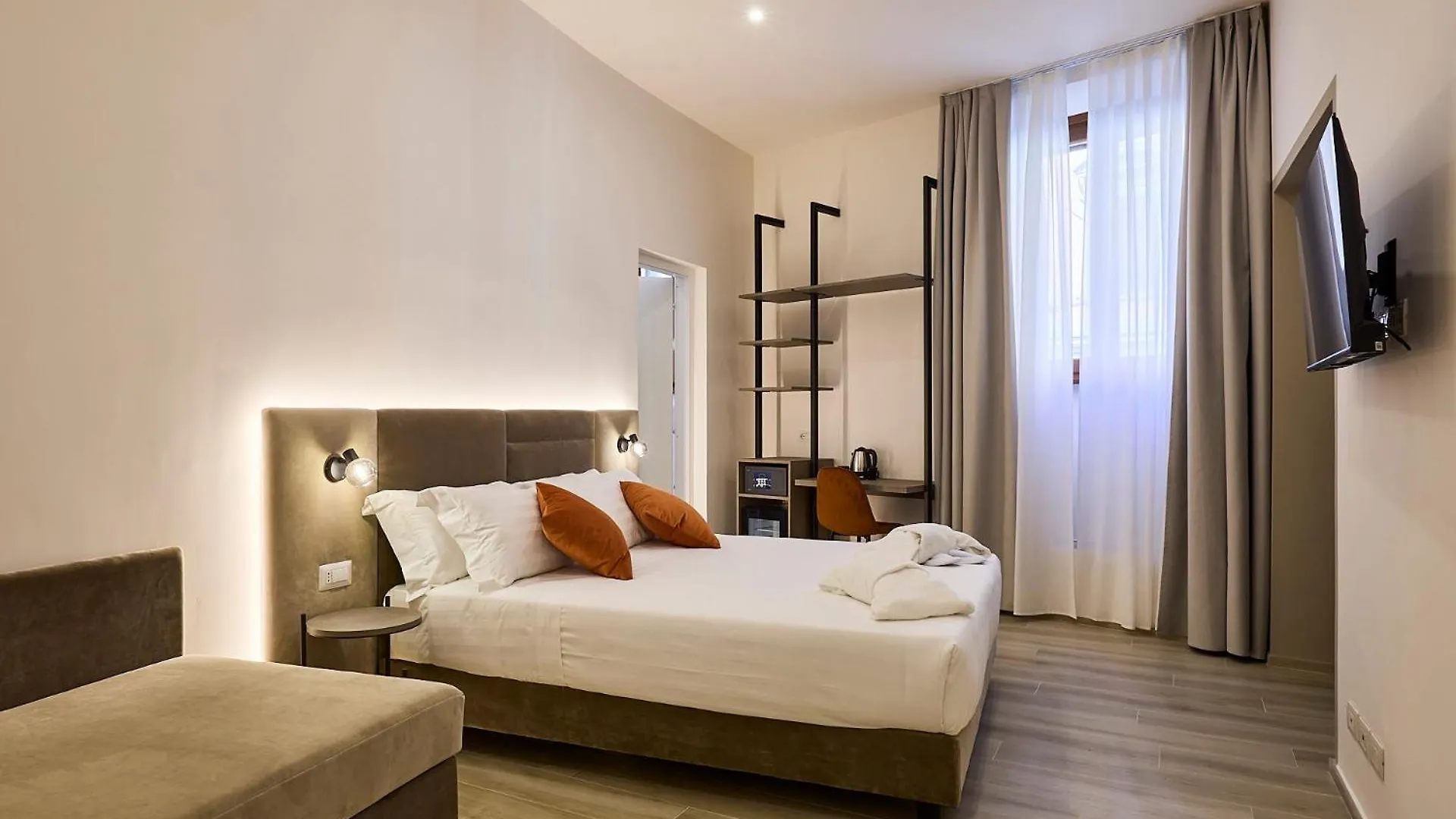 Urban Guesthouse Monti Rome Italy
