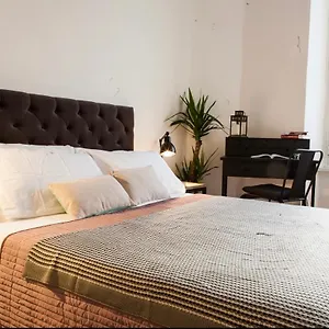 Guest house La Rosa Di 4 In Heart Of San Giovanni, Rome